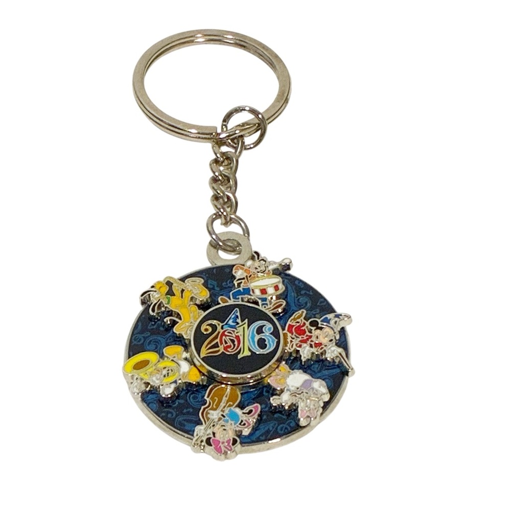 Disney Keychain Metal Turning Motion‎ 2016 Mickey Minnie Donald Goofy Pluto